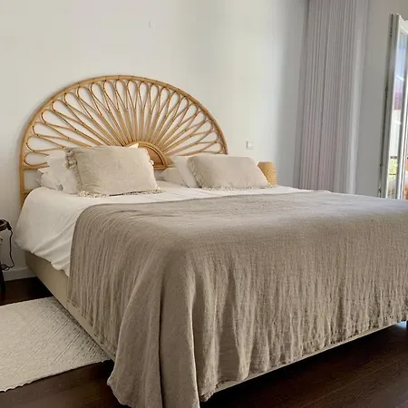 Fab's House Bed & Breakfast